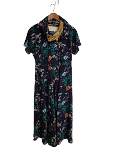 The Maxi I Dress with Cap Sleeves: Wildflowers on Navy Size L